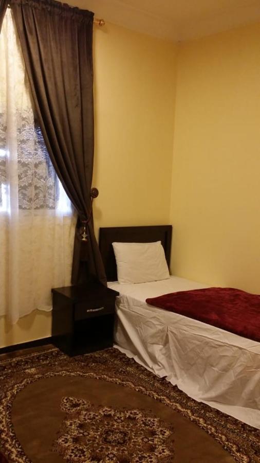 Al Eairy Apartments- Tabuk 2 Экстерьер фото