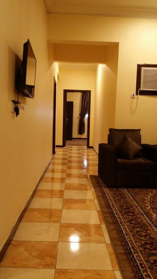 Al Eairy Apartments- Tabuk 2 Экстерьер фото